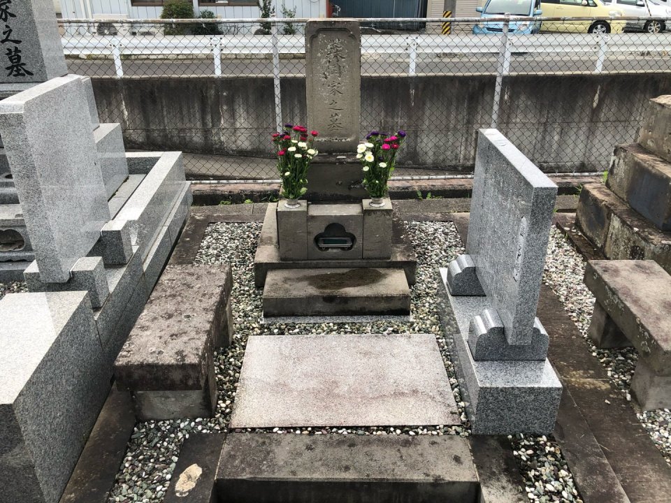 アースリサイクル|福島市・便利屋・不用品買取り・遺品整理・片付け・住宅リフォーム