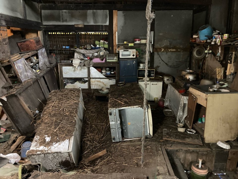 アースリサイクル|福島市・便利屋・不用品買取り・遺品整理・片付け・住宅リフォーム