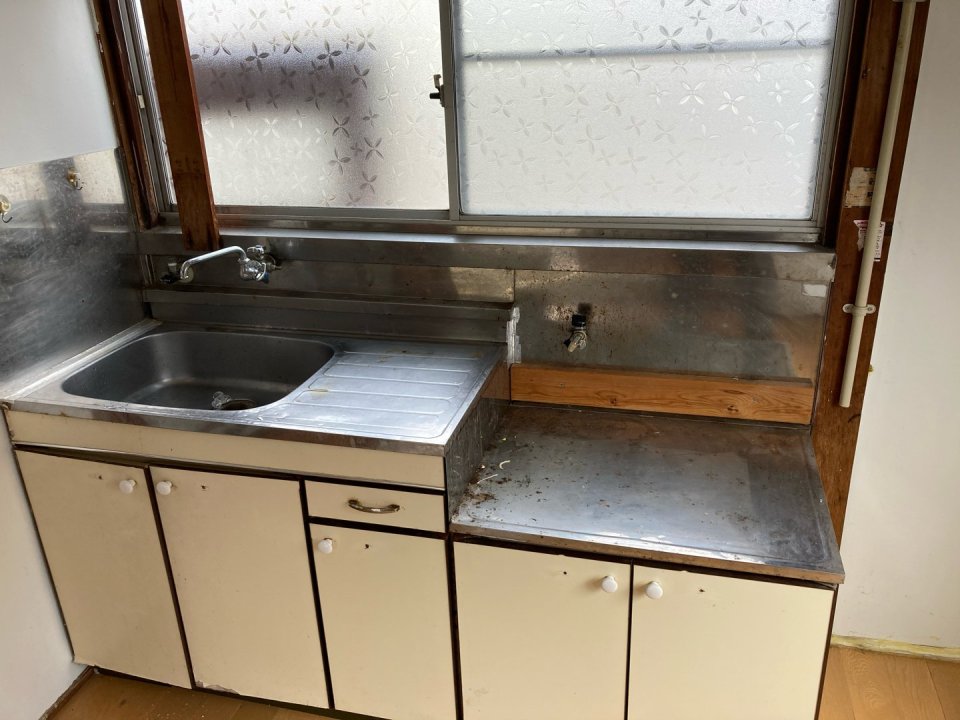 アースリサイクル|福島市・便利屋・不用品買取り・遺品整理・片付け・住宅リフォーム